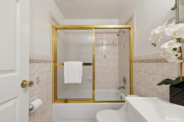 2555 20th Avenue, San Francisco, CA 94116
