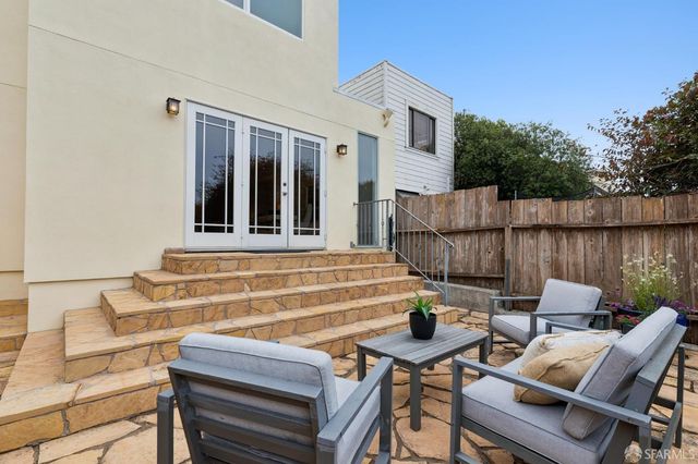 2555 20th Avenue, San Francisco, CA 94116