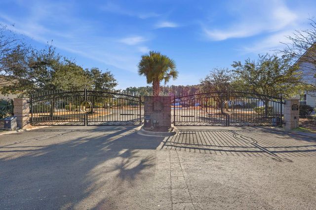 281 Outboard Dr., Murrells Inlet, SC 29576