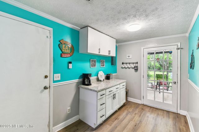 8691 MOSS HAVEN Road, Jacksonville, FL 32221