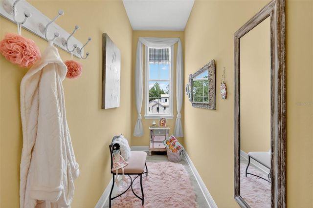 404 LONG AND WINDING ROAD, Howey In The Hills, FL 34737
