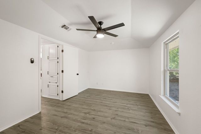 1233 Nicole Way, Fort Worth, TX 76028