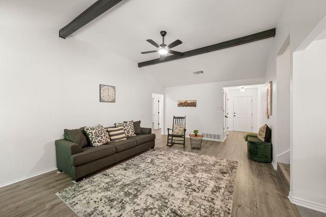 1233 Nicole Way, Fort Worth, TX 76028
