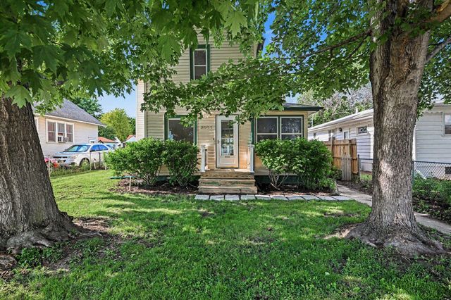 2504 AVENUE F, Council Bluffs, IA 51501