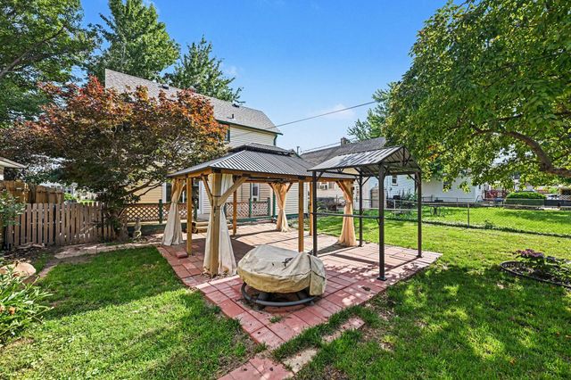 2504 AVENUE F, Council Bluffs, IA 51501