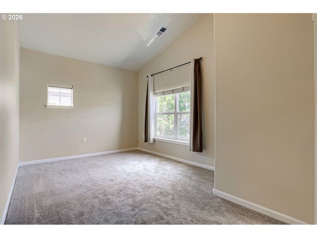 22862 Sw FOREST CREEK Dr 203, Sherwood, OR 97140