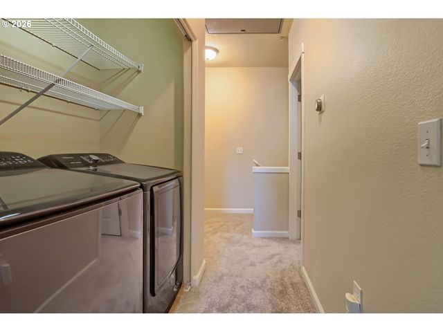 22862 Sw FOREST CREEK Dr 203, Sherwood, OR 97140
