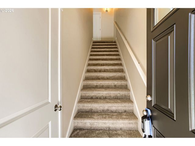 22862 Sw FOREST CREEK Dr 203, Sherwood, OR 97140
