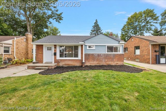 2038 Detroit Street, Dearborn, MI 48124