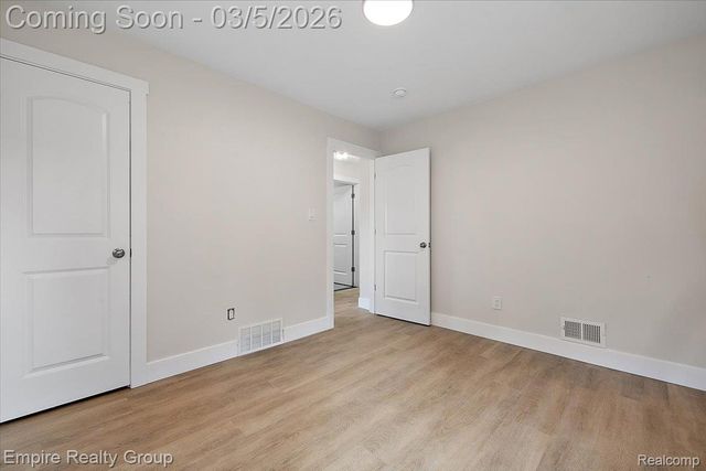 2038 Detroit Street, Dearborn, MI 48124