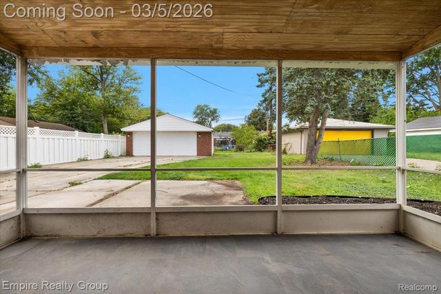 2038 Detroit Street, Dearborn, MI 48124