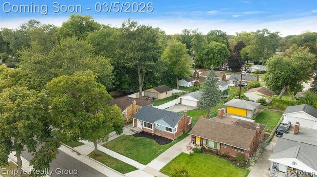 2038 Detroit Street, Dearborn, MI 48124