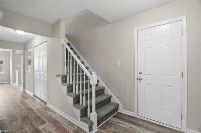 1341 Mozart DR, Virginia Beach, VA 23454