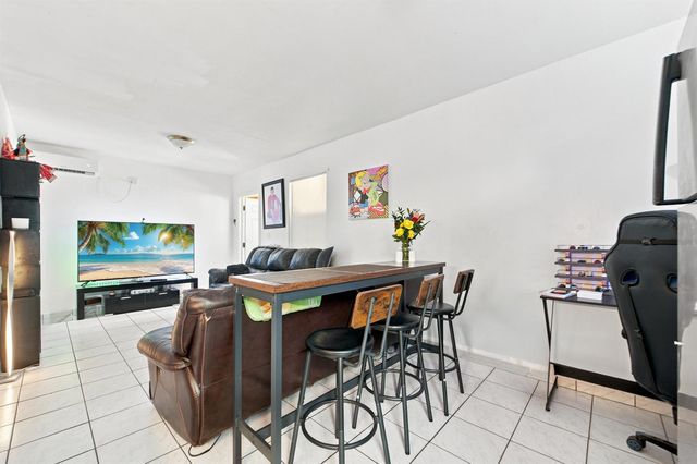 8800 NW 33RD AVE Avenue, Miami, FL 33147
