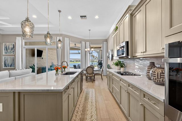 11983 SW Vano Way, Port St. Lucie, FL 34987