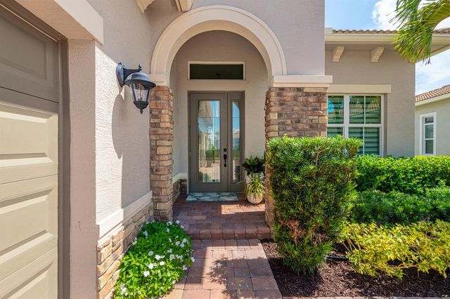 11983 SW Vano Way, Port St. Lucie, FL 34987