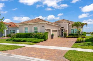 11983 SW Vano Way, Port St. Lucie, FL 34987