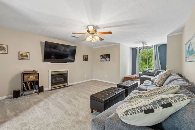 1240 Camp Ravine Rd, Burns, TN 37029