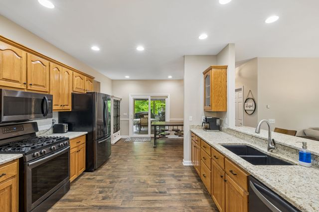 1240 Camp Ravine Rd, Burns, TN 37029