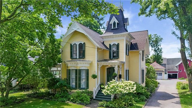 24 Monroe Street, Mendon, NY 14472