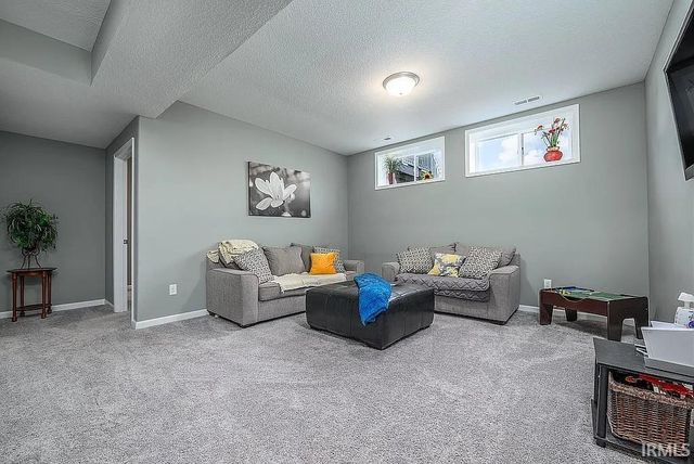 1586 Lavante Cove, Fort Wayne, IN 46818
