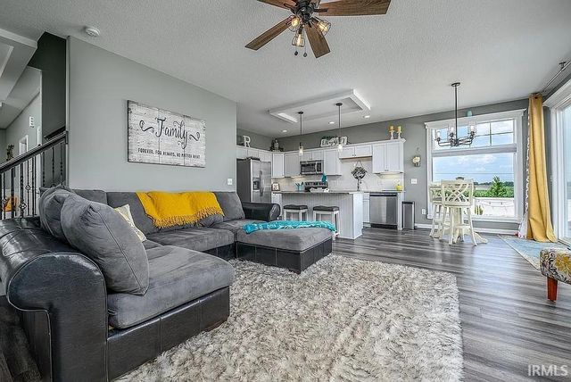 1586 Lavante Cove, Fort Wayne, IN 46818