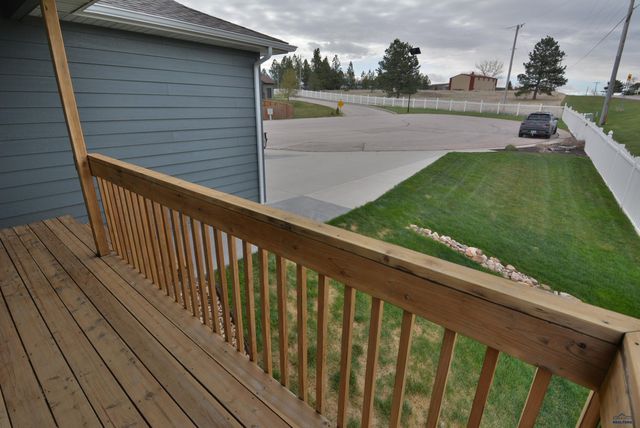 6860 CAMBRIDGE CT, Summerset, SD 57718