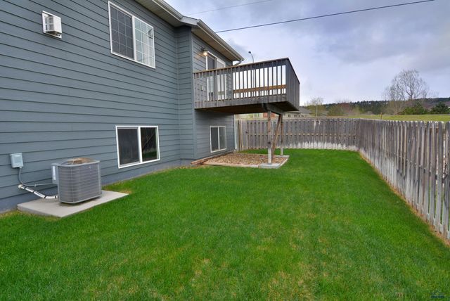 6860 CAMBRIDGE CT, Summerset, SD 57718