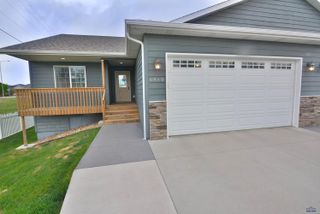 6860 CAMBRIDGE CT, Summerset, SD 57718