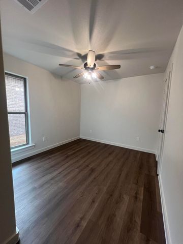 13831 Gary Avenue, Lubbock, TX 79423