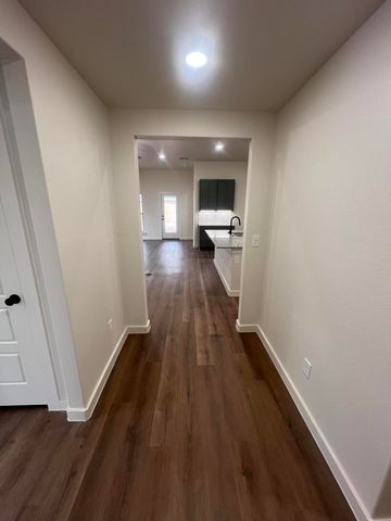 13831 Gary Avenue, Lubbock, TX 79423