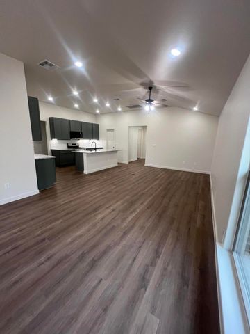 13831 Gary Avenue, Lubbock, TX 79423