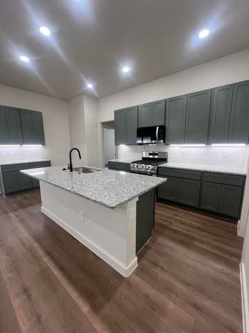 13831 Gary Avenue, Lubbock, TX 79423