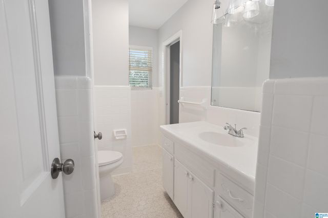 1855 EDGEHILL DRIVE, Hueytown, AL 35023