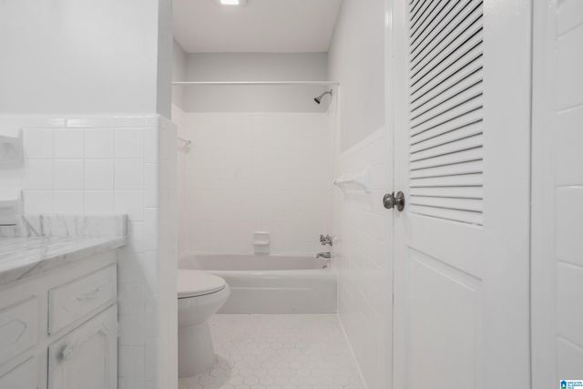 1855 EDGEHILL DRIVE, Hueytown, AL 35023