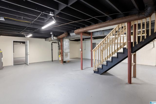 1855 EDGEHILL DRIVE, Hueytown, AL 35023