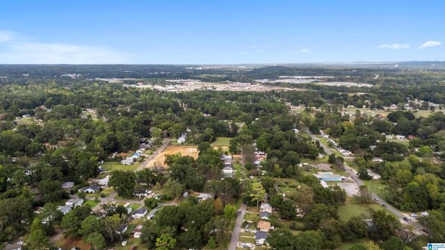 1855 EDGEHILL DRIVE, Hueytown, AL 35023