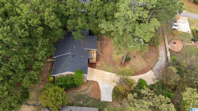 1855 EDGEHILL DRIVE, Hueytown, AL 35023