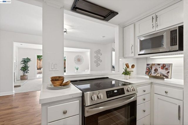 108 Summerwood Pl, Concord, CA 94518