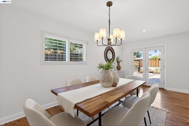 108 Summerwood Pl, Concord, CA 94518