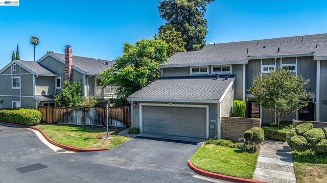 108 Summerwood Pl, Concord, CA 94518