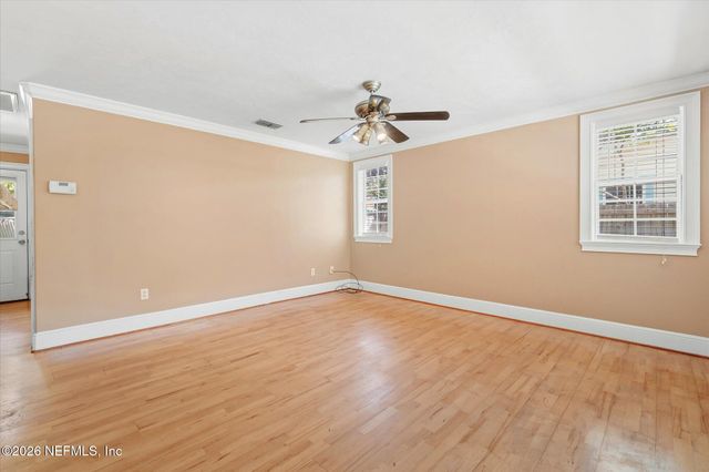 116 OAKLAND Avenue S, San Mateo, FL 32187