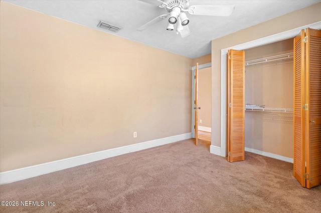 116 OAKLAND Avenue S, San Mateo, FL 32187