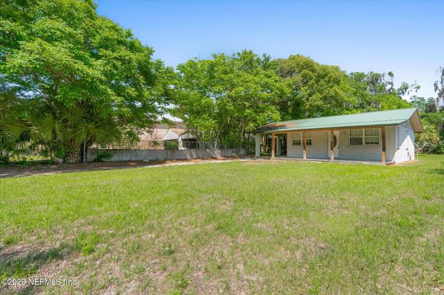 116 OAKLAND Avenue S, San Mateo, FL 32187