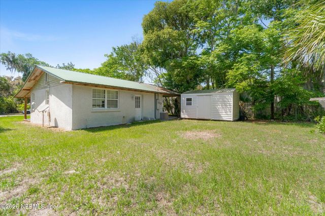 116 OAKLAND Avenue S, San Mateo, FL 32187