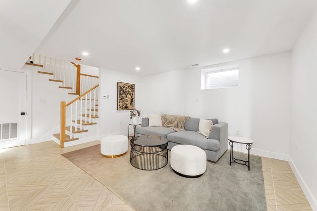 101 Hackensack Road, Boston, MA 02132
