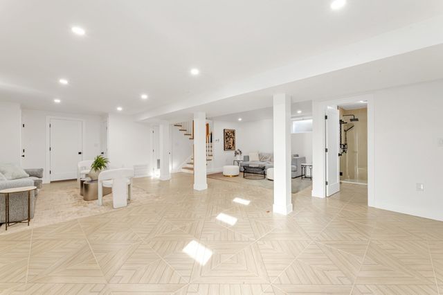 101 Hackensack Road, Boston, MA 02132