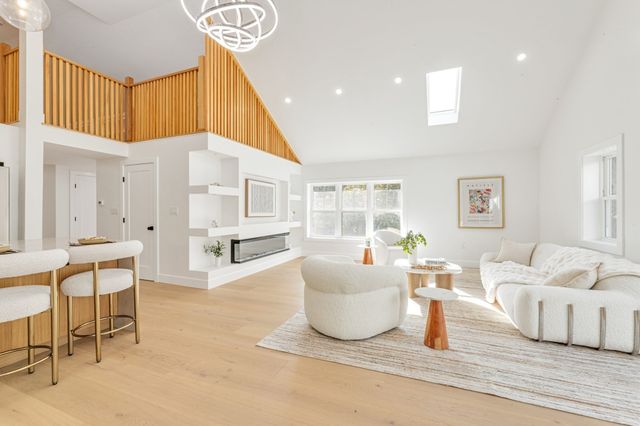 101 Hackensack Road, Boston, MA 02132