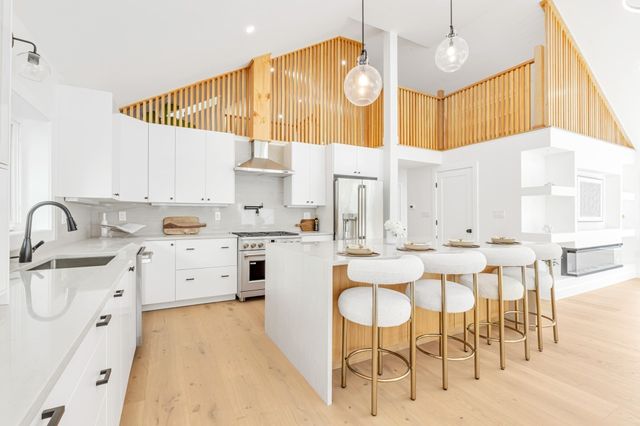 101 Hackensack Road, Boston, MA 02132