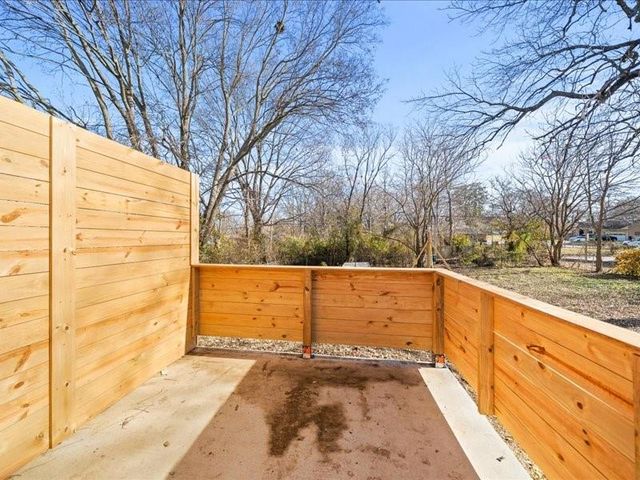 919 S Noland Road, Independence, MO 64050